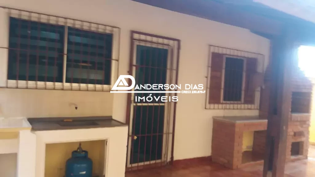 Casa com 2 Dormitórios à venda, 250m² por R$ 370.000- Martim de Sá - Caraguatatuba/SP